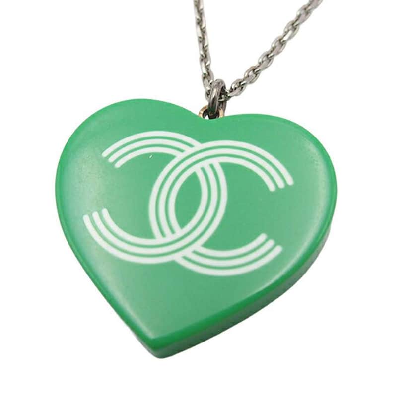 Chanel Silver Plated CC Resin Heart Pendant Necklace Silver Metal Good condition - Front View