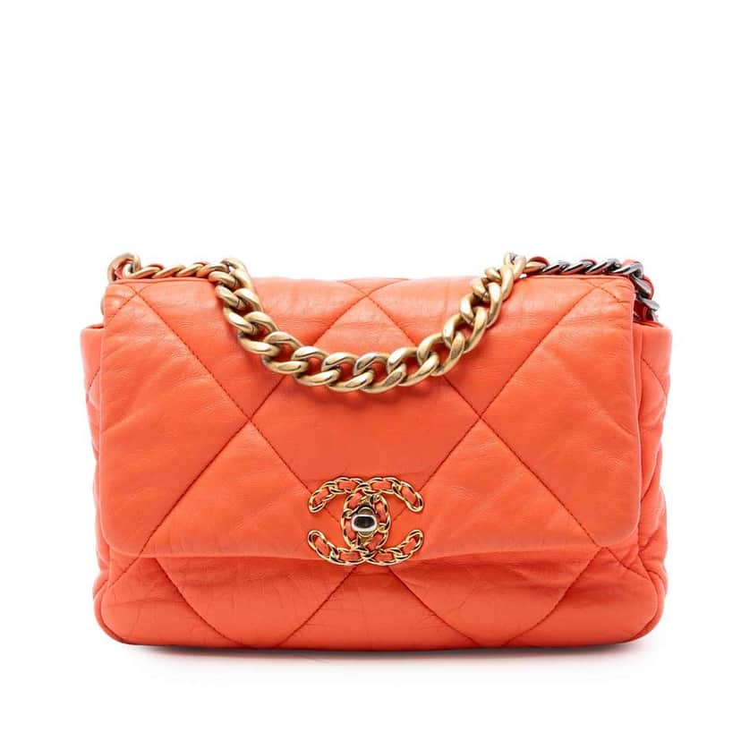 Chanel Medium Lambskin 19 Flap Orange Leather Very good condition - Front View