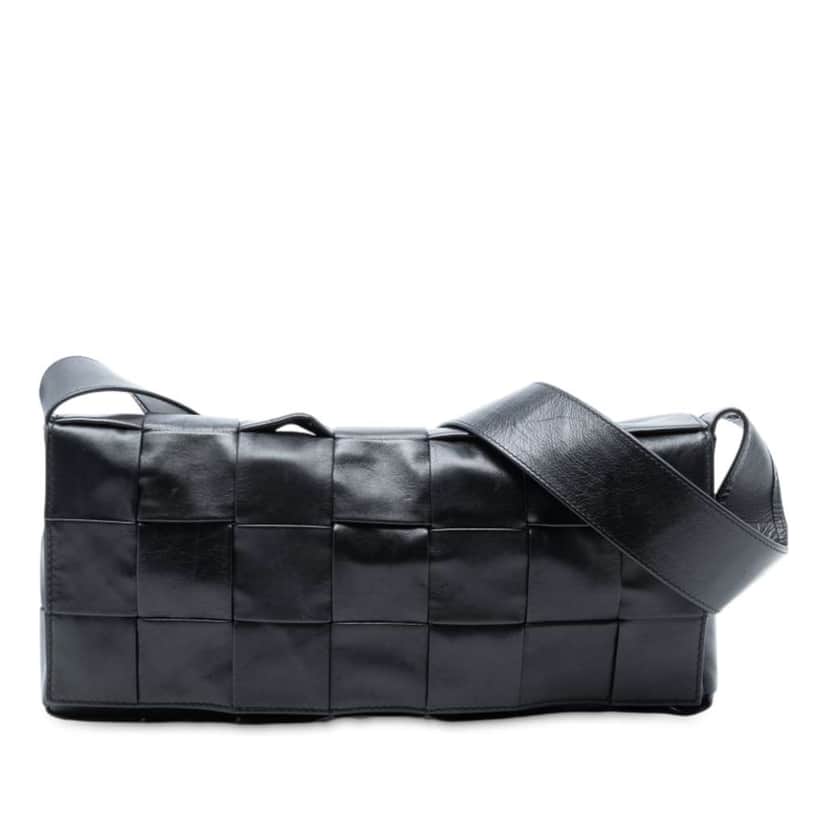 Bottega Veneta Stretch Paper Calfskin Intrecciato Cassette Crossbody Black Leather Good condition - Front View