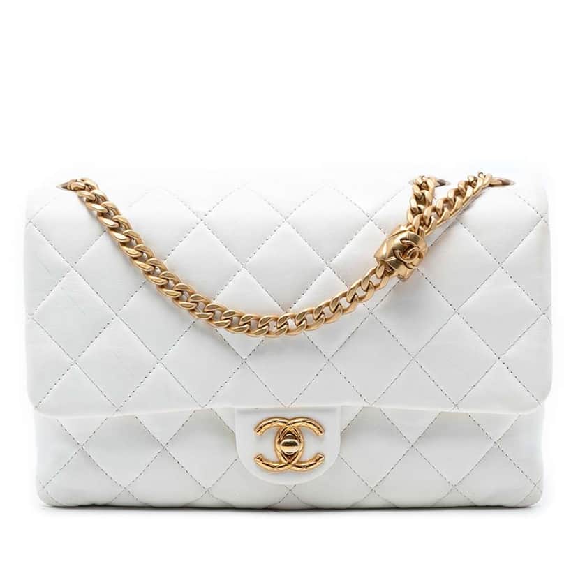 Chanel Medium Quilted Lambskin CC Single Flap White Leather Very good condition - Front View