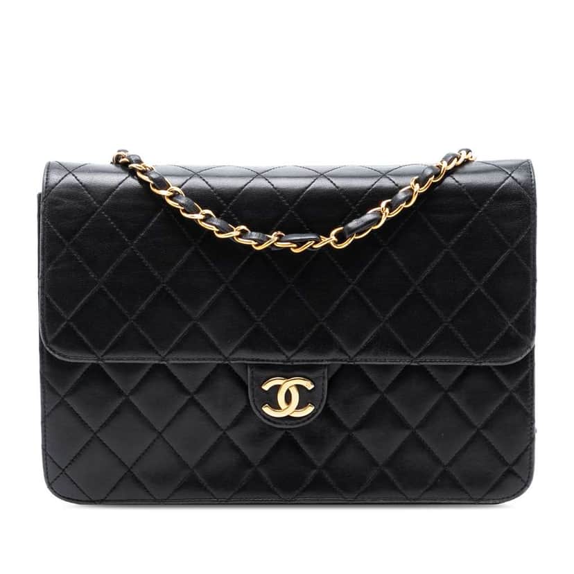 Chanel CC Quilted Lambskin Single Flap Black Leather Good condition - Front View