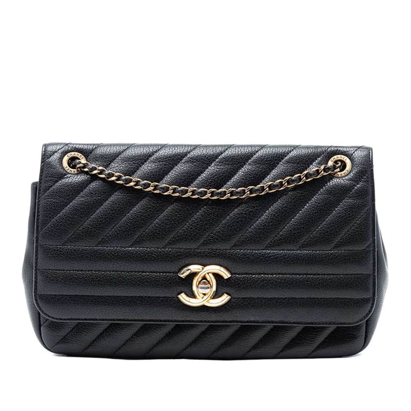 Chanel Medium Diagonal Quilted Goatskin Flap Black Leather Good condition - Front View