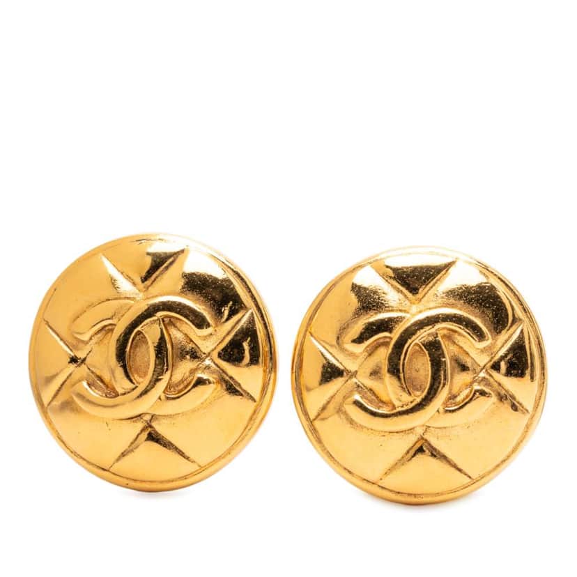 Chanel CC Gold Plated Quilted Round Clip On Earrings Gold Metal Good condition - Front View