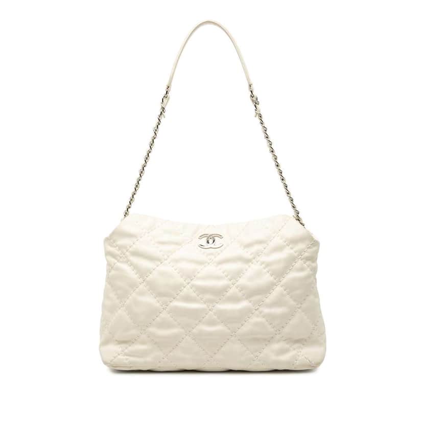 Chanel Quilted Lambskin Love Me Tender Hobo White Leather Good condition - Front View