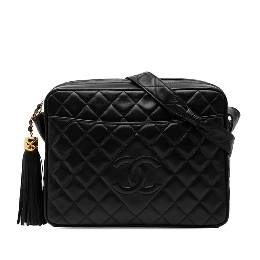 Chanel CC Quilted Lambskin Tassel Camera Bag Black Leather Good condition - Front View