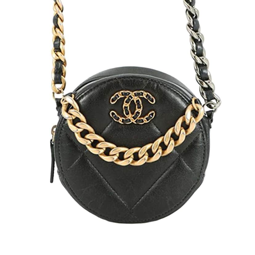 Chanel Lambskin 19 Round Clutch with Chain Black Leather Good condition - Front View