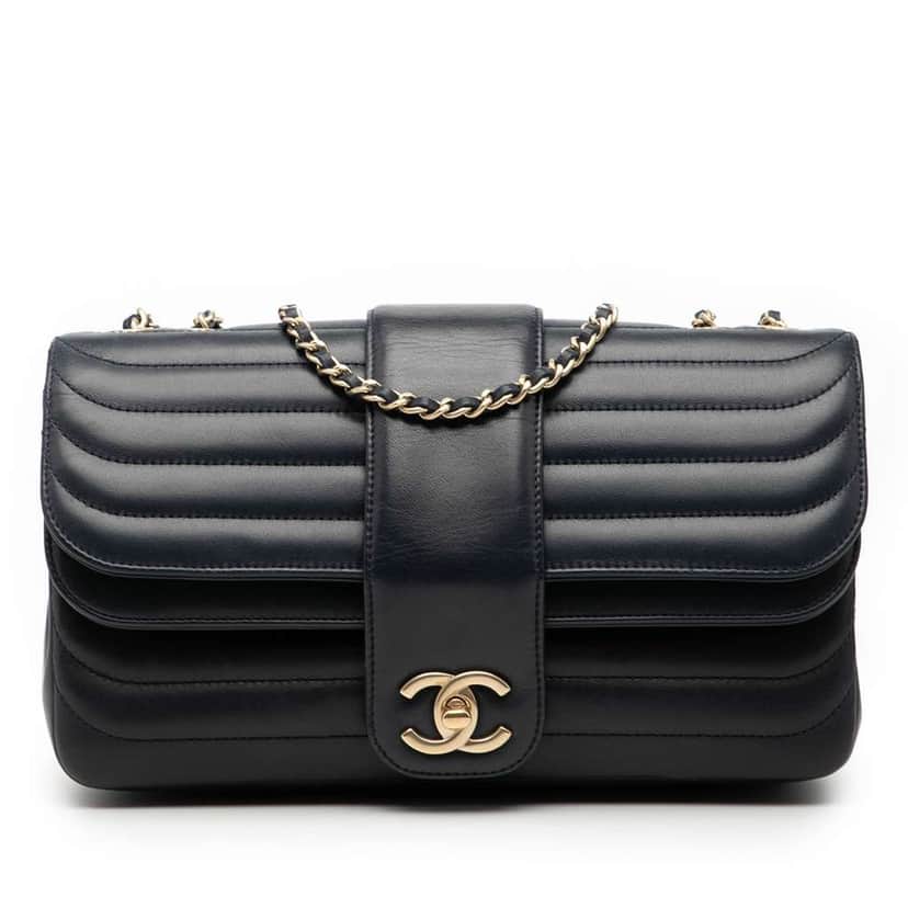 Chanel CC Horizontal Quilted Lambskin Double Flap Blue Leather Good condition - Front View