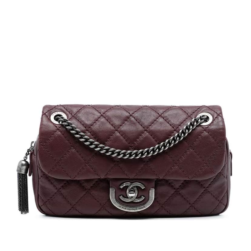 Chanel Paris Edinburgh Medium Calfskin Coco Sporran Flap Red Leather Good condition - Front View