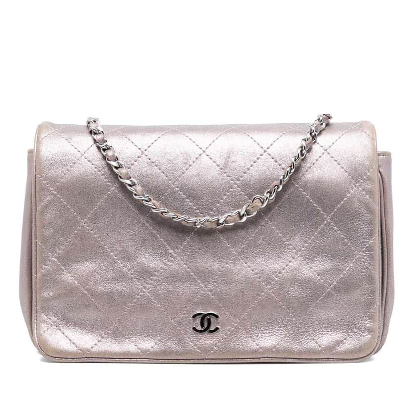 Chanel CC Quilted Metallic Lambskin Wallet On Chain Pink Leather Very good condition - Front View