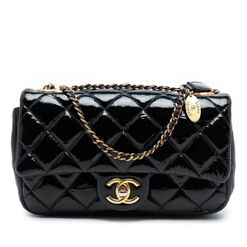 Chanel Paris-Salzburg Small Patent and Goatskin CC Eyelet Flap Black Leather Good condition - Front View