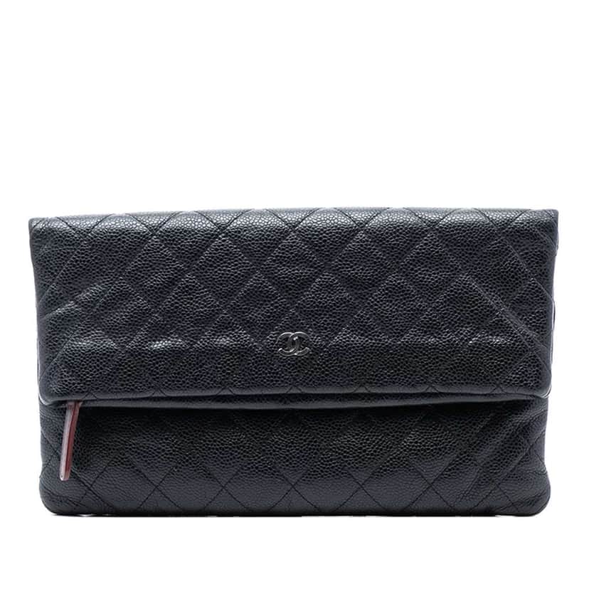 Chanel Quilted Caviar CC Beauty Foldover Clutch Black Leather Very good condition - Front View