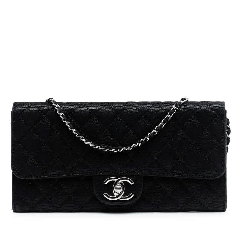 Chanel CC Quilted Textured Suede East West Flap Black Leather Good condition - Front View
