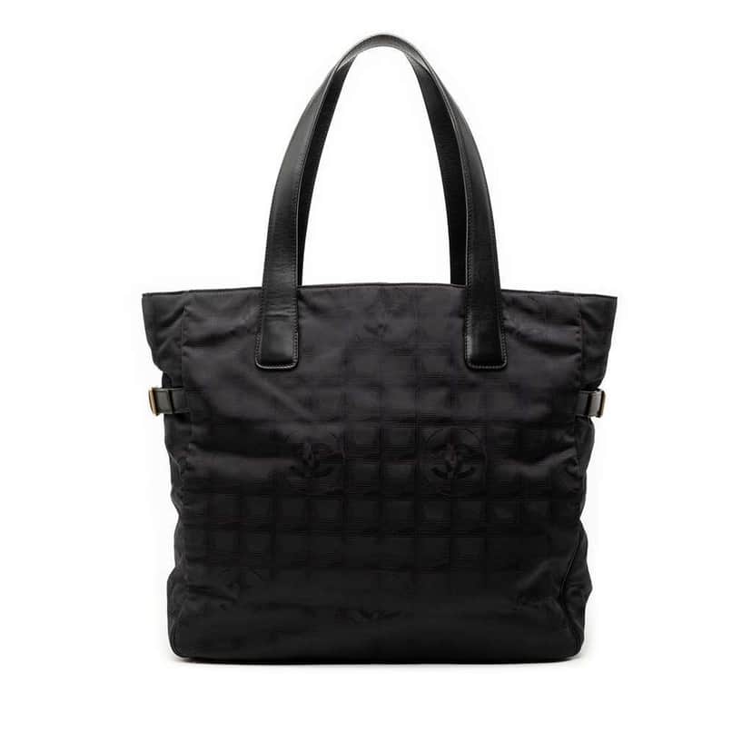 Chanel New Travel Line Nylon Tote Black Good condition - Front View