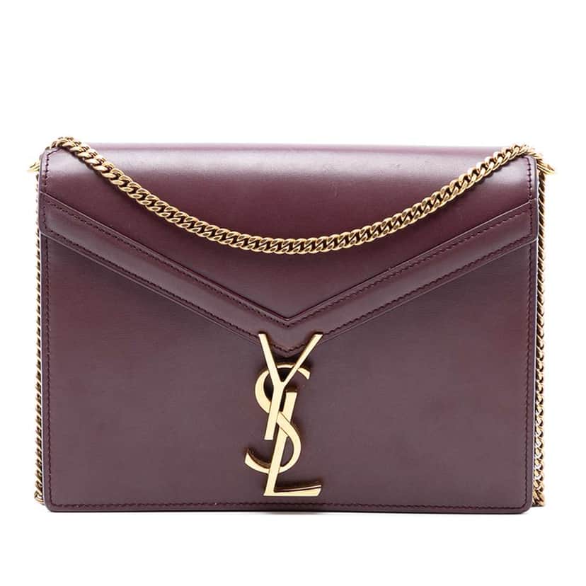 Saint Laurent Smooth Calfskin Monogram Cassandra Clasp Bag Red Leather Very good condition - Front View