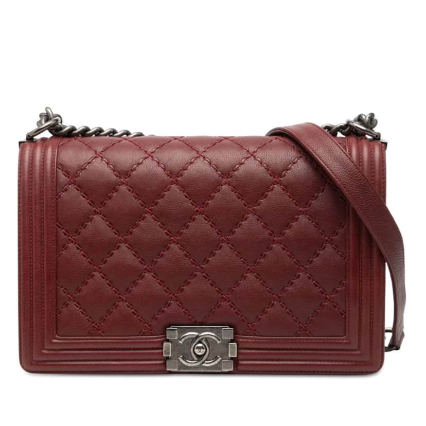 Chanel Medium Quilted Lambskin Double Stitch Boy Flap Red Leather Very good condition - Front View
