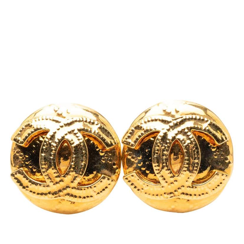 Chanel Gold Plated CC Round Clip on Earrings Gold Metal Very good condition - Front View