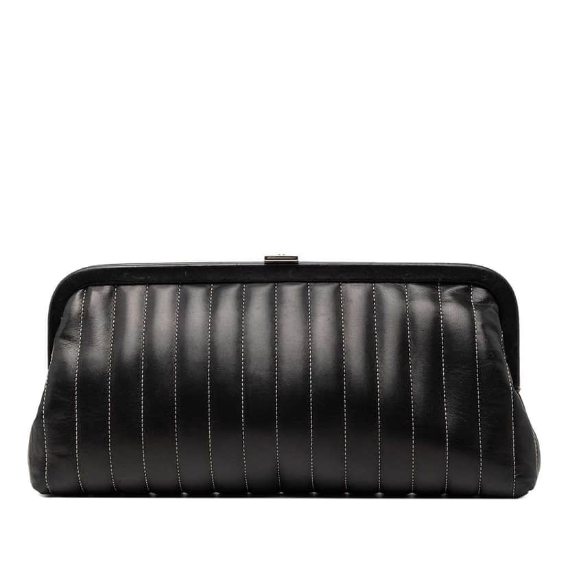 Chanel Quilted Lambskin Mademoiselle Ligne Clutch Black Leather Good condition - Front View