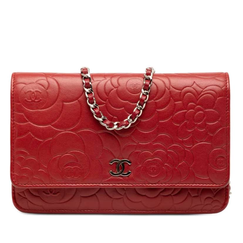 Chanel CC Embossed Lambskin Camellia Wallet On Chain Red Leather Very good condition - Front View