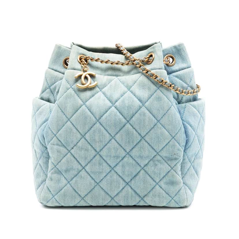 Chanel Quilted Denim Urban Spirit Bucket Bag Blue Denim Good condition - Front View