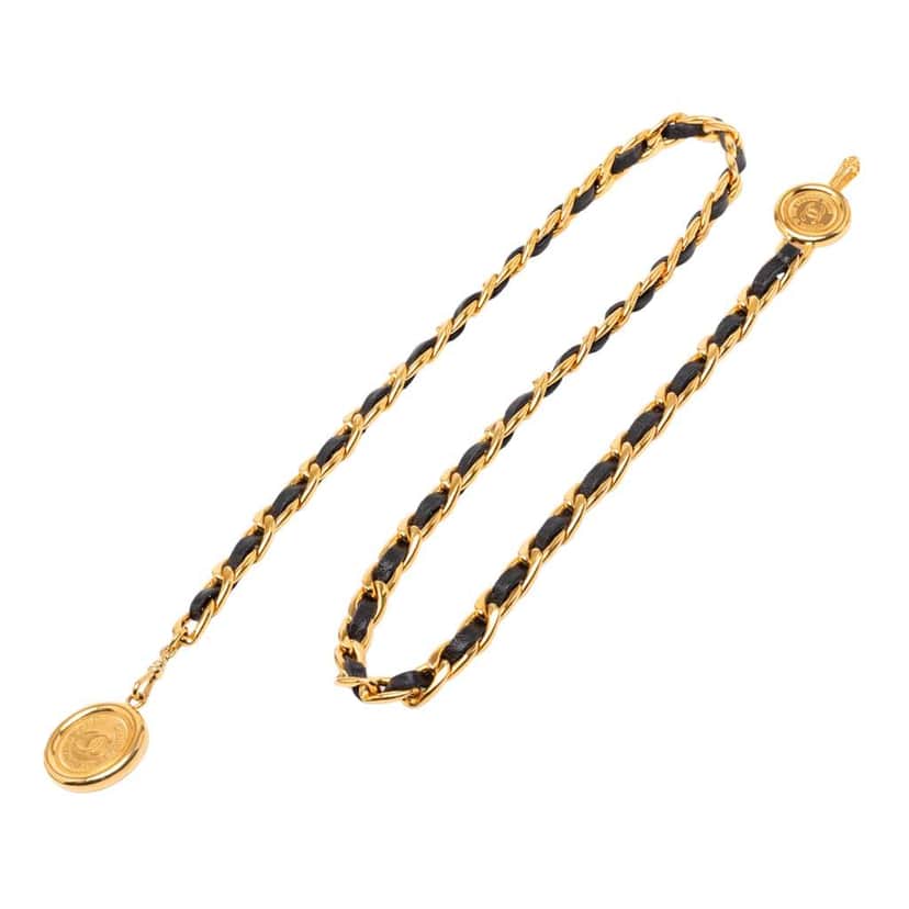 Chanel Gold Plated Leather Woven 31 Rue Cambon Medallion Chain Belt Gold Metal Good condition - Front View