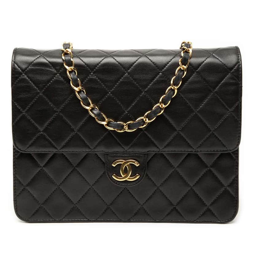 Chanel Small CC Quilted Lambskin Single Flap Black Leather Very good condition - Front View