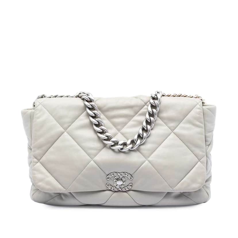 Chanel Maxi Lambskin 19 Flap Grey Leather Very good condition - Front View