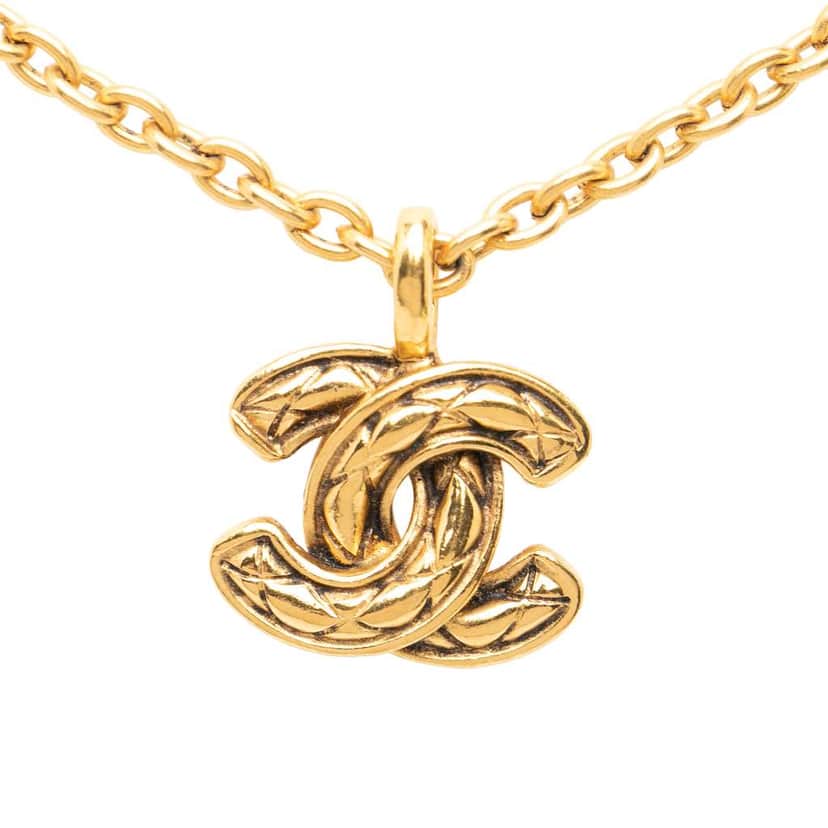 Chanel Gold Plated CC Quilted Pendant Necklace Gold Metal Very good condition - Front View