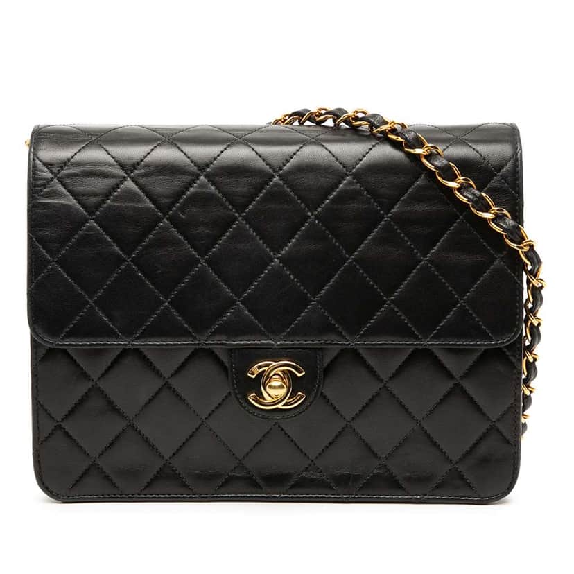 Chanel Small CC Quilted Lambskin Single Flap Black Leather Very good condition - Front View