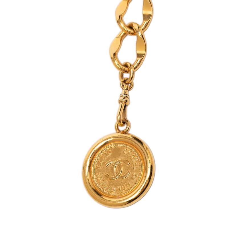 Chanel CC Gold Plated Medallion Chain Belt Gold Metal Very good condition - Front View