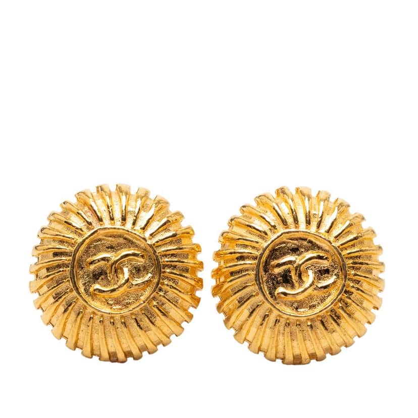 Chanel Gold Plated CC Round Clip On Earrings Gold Metal Very good condition - Front View