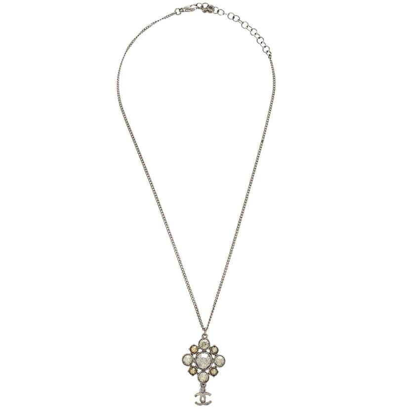 Chanel CC Cluster Drop Pendant Necklace Silver Metal Good condition - Front View