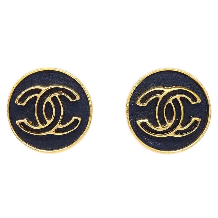 Chanel CC Clip On Earrings Gold Good condition - Front View