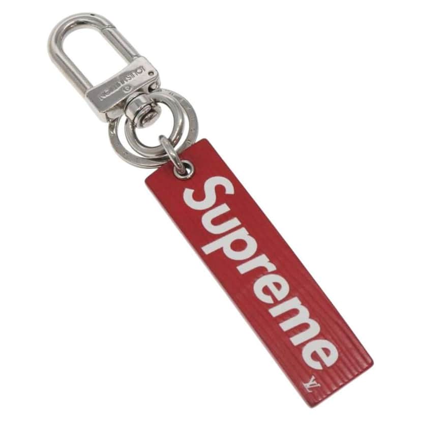 Louis Vuitton Supreme Bag Charm and Key Holder Red Leather Good condition - Front View