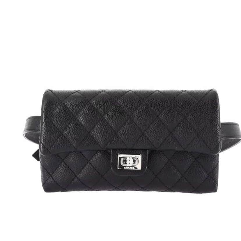 Chanel Belt bag Black Leather Very good condition - Front View