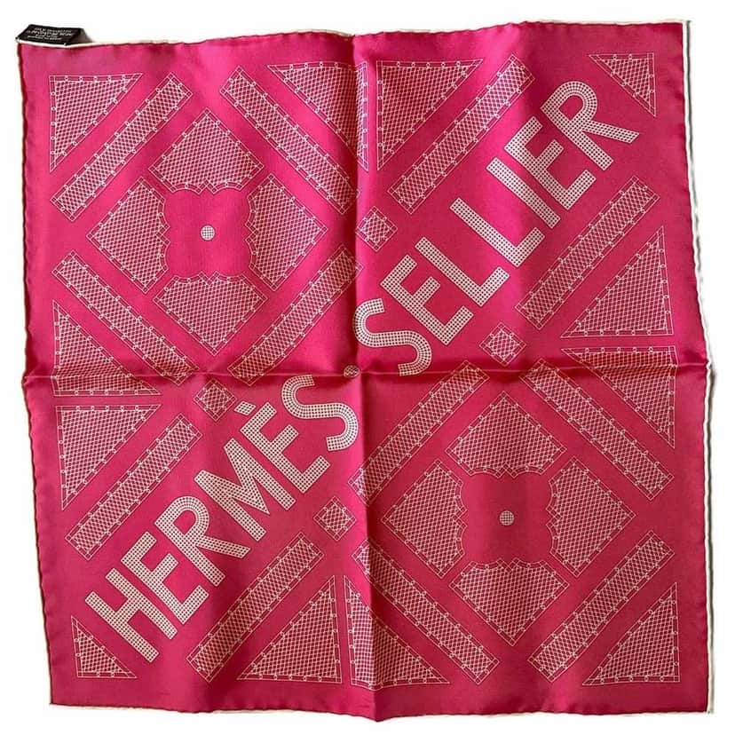 Hermès Gavroche Pink Silk Never worn, with tag - Front View