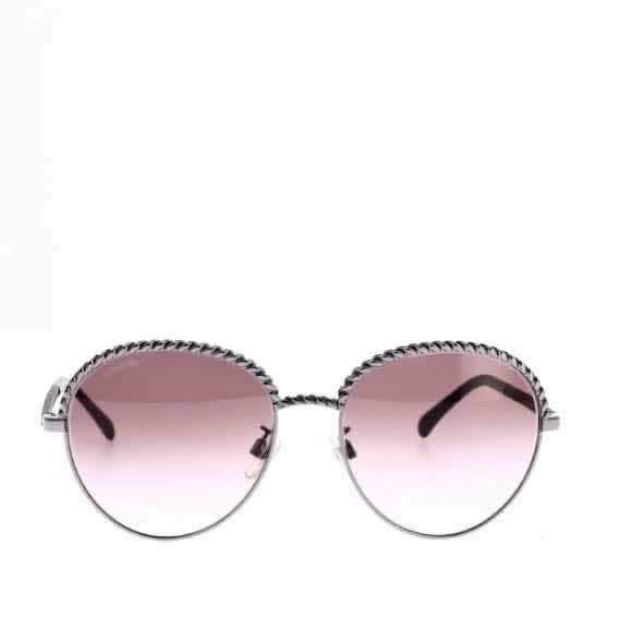 Chanel Product Burgundy Metal Very good condition - Front View