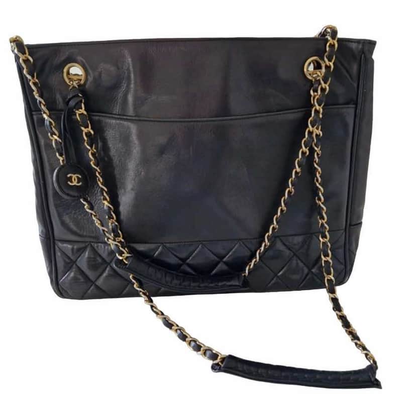Chanel Product Black Leather Good condition - Front View