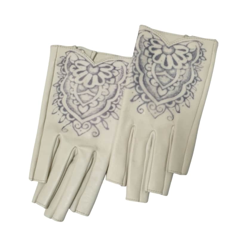 Chanel Lambskin Fingerless Gloves Black Never worn, with tag - Front View