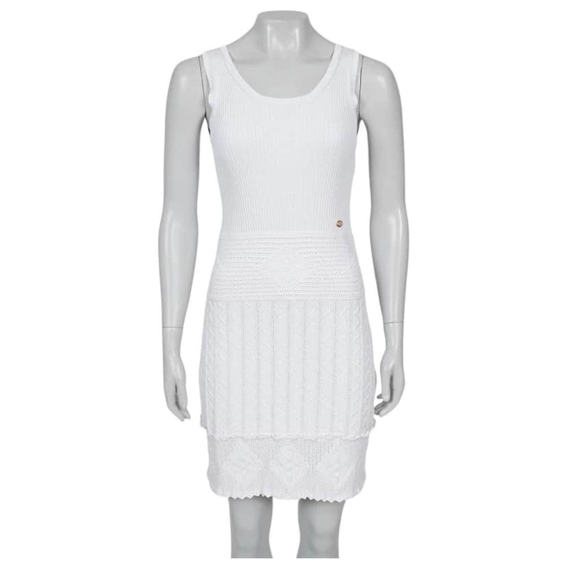Chanel Viscose Blend Dress (Runs Small) White Very good condition - Front View