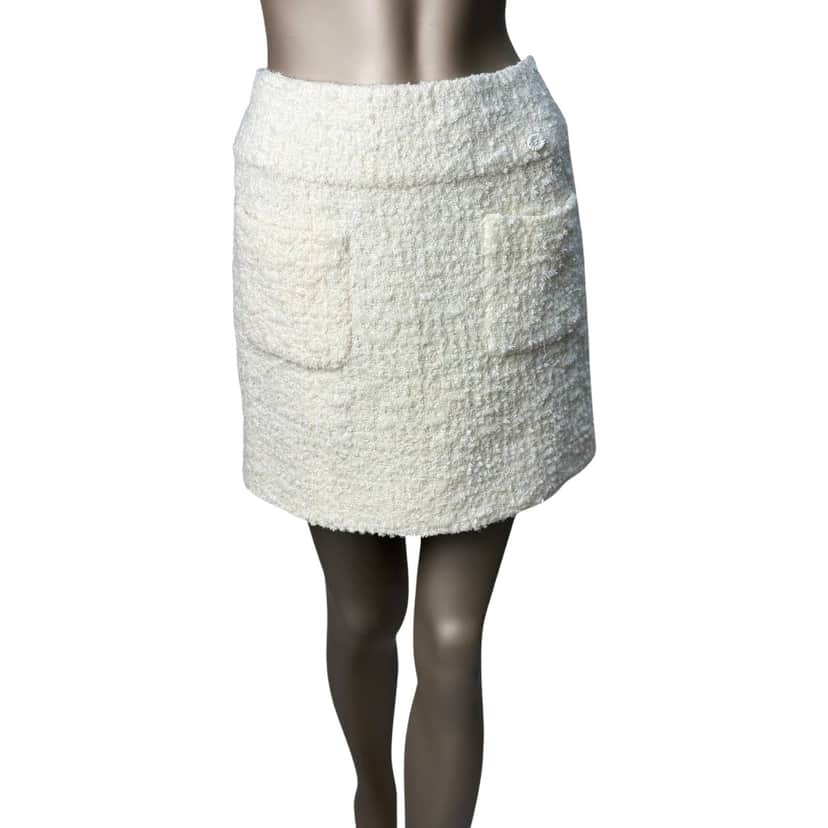 Chanel Mini Skirt Black Tweed Very good condition - Front View