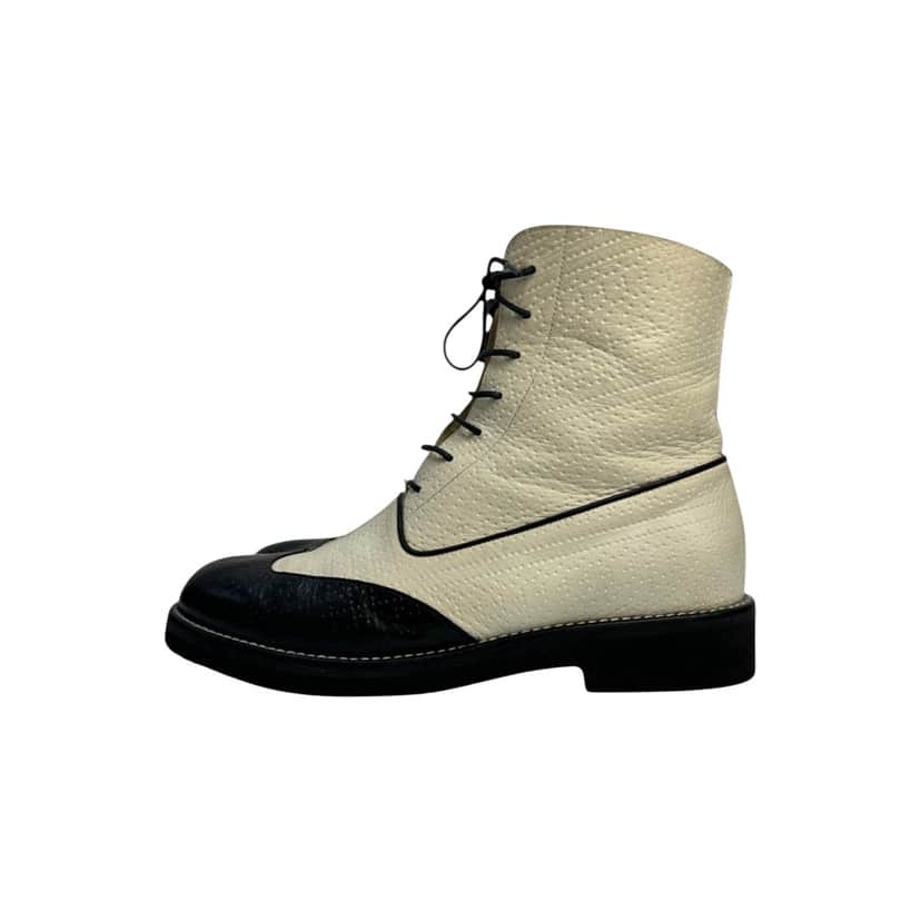 Chanel Combat Boots Black Leather Good condition - Front View