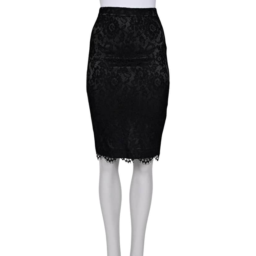 Dolce & Gabbana Lace Skirt Black Cotton Very good condition - Front View