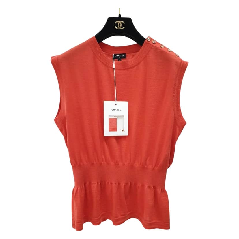 Chanel CC Buttons Jersey Top Red Cotton Never worn, with tag - Front View