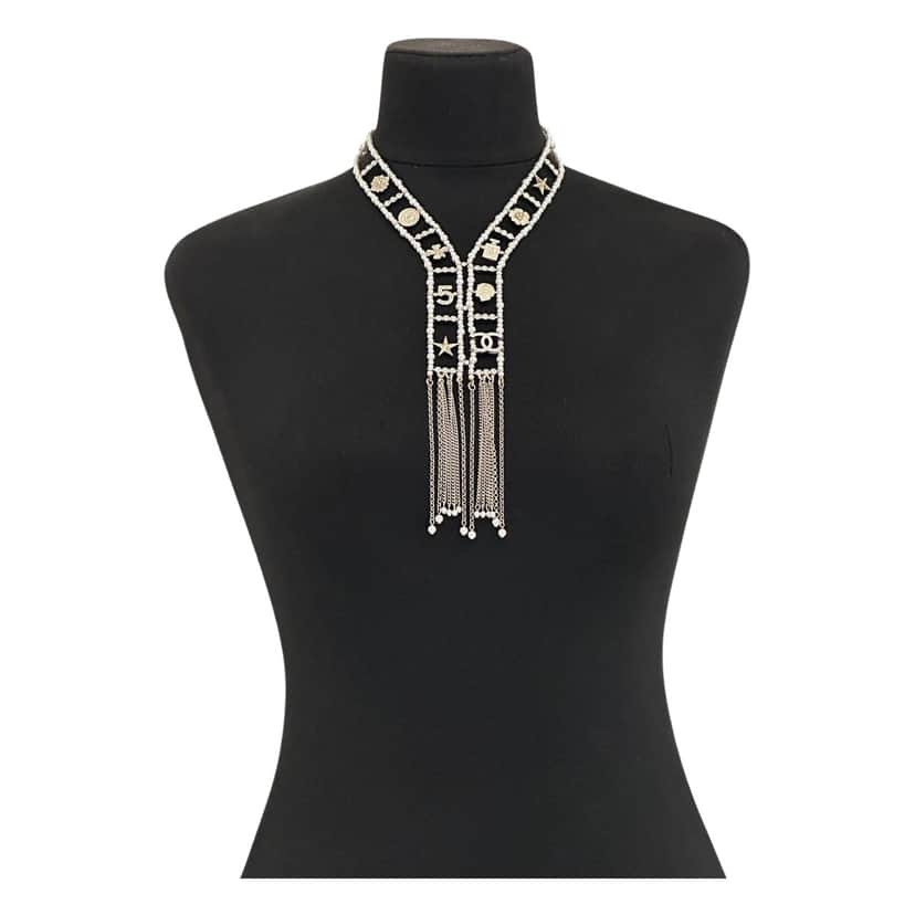 Chanel Charm Statement Necklace Black Lace Very good condition - Front View