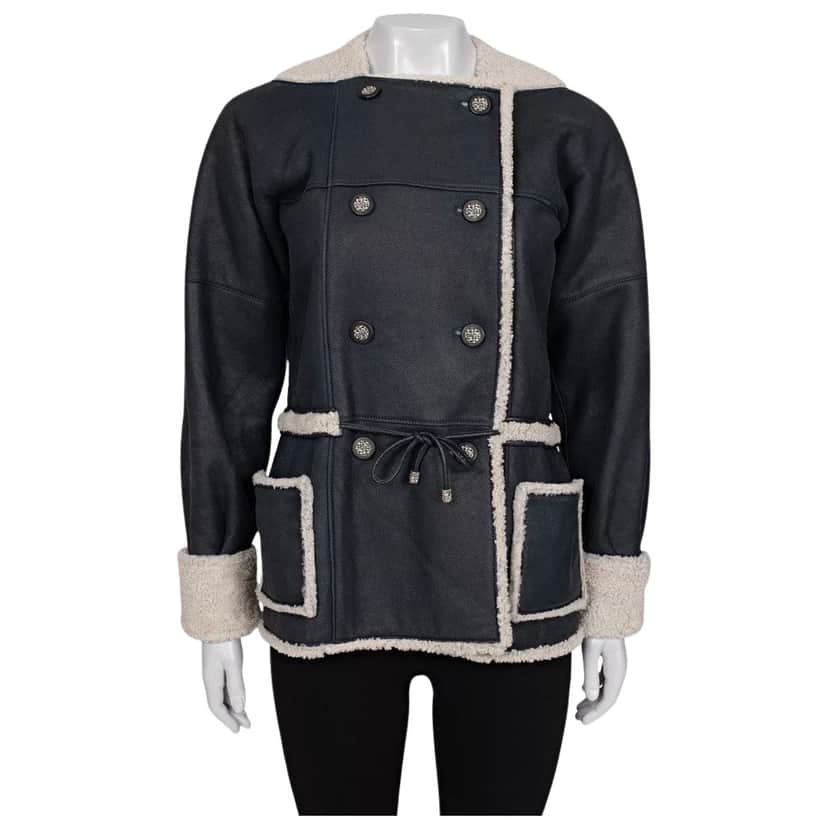 Chanel Lamb Double Breasted Coat Blue Shearling Very good condition - Front View