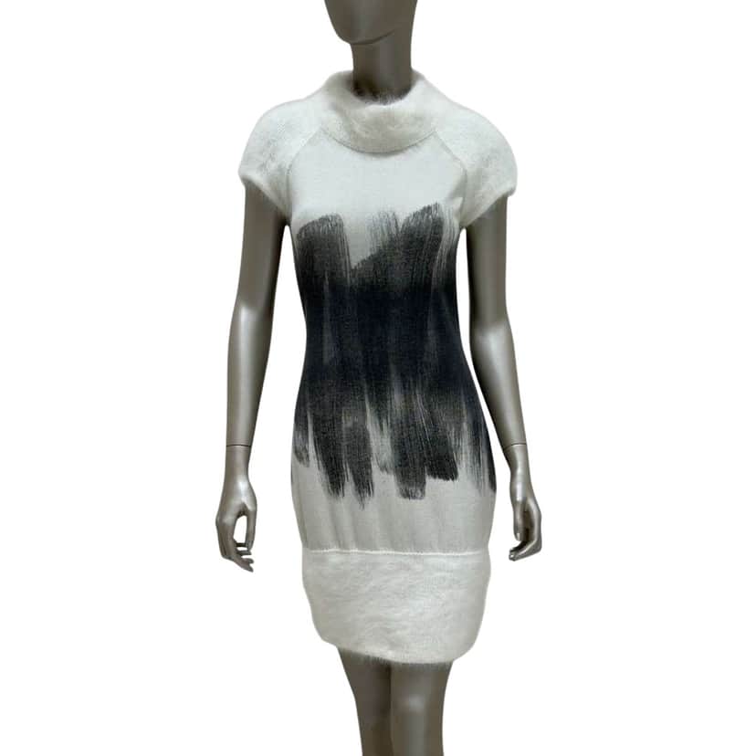 Chanel Angora 2010 Collection Dress Black Wool Very good condition - Front View