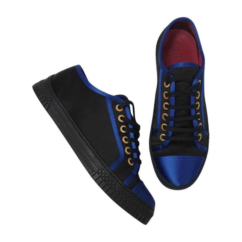 Chanel Sneakers Black Satin Very good condition - Front View