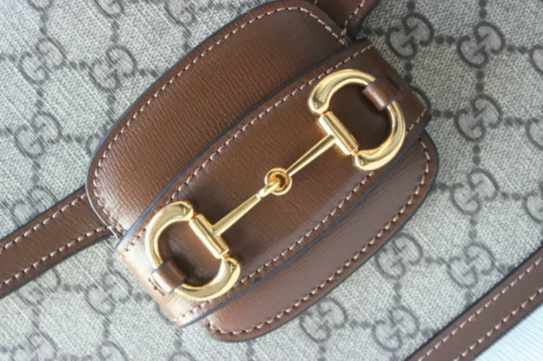 Gucci Horsebit Bag Fake VS Real Guide. Fake Gucci Horsebit buckle
